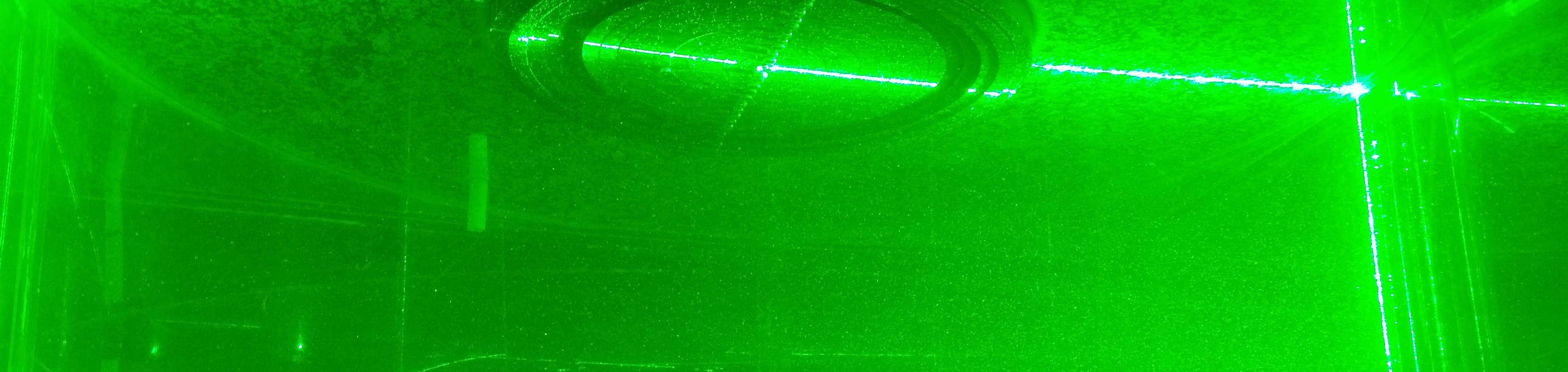 Axisymmetric internal waves: experimental apparatus